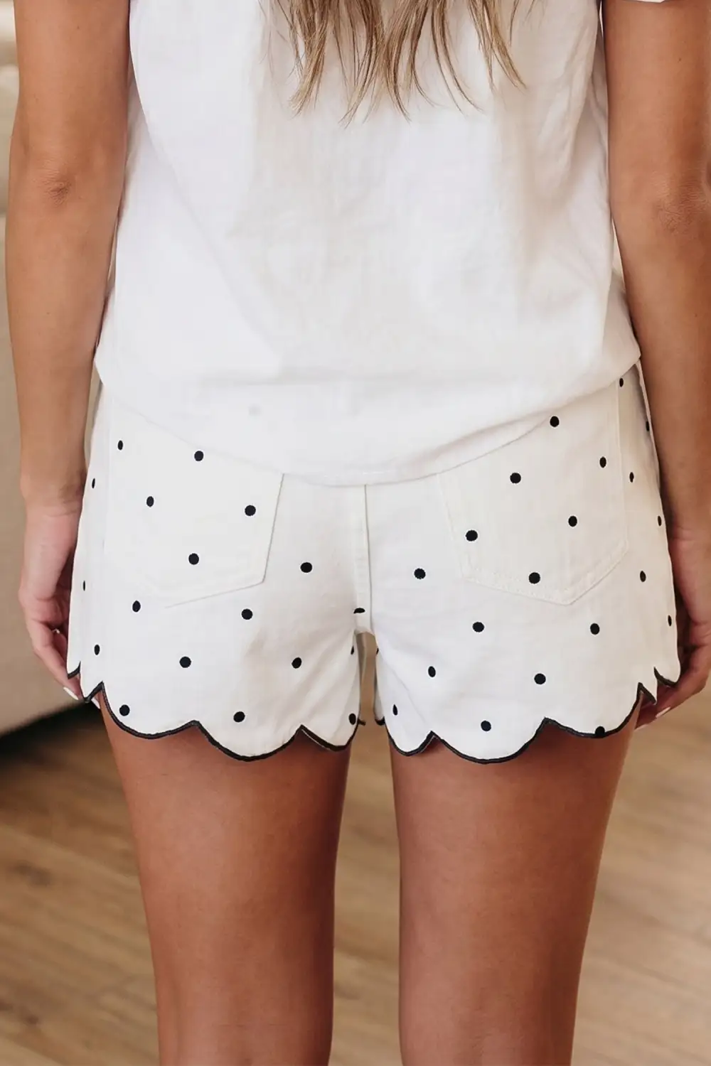 Zip-Detail Pocketed Polka-Dot Casual Shorts