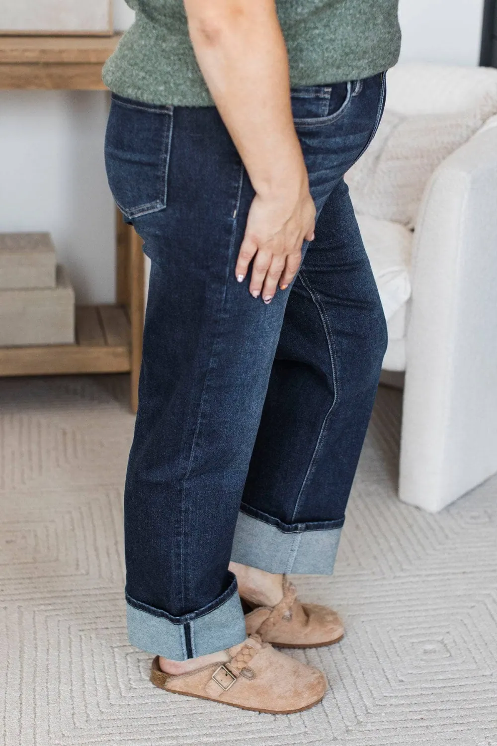 High-Rise Straight Leg Clean Finish Everyday Jeans