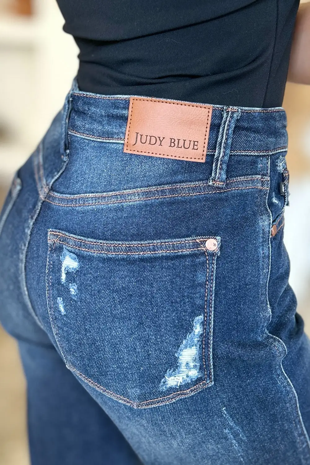 Simple Trim Subtle Texture Denim Jeans