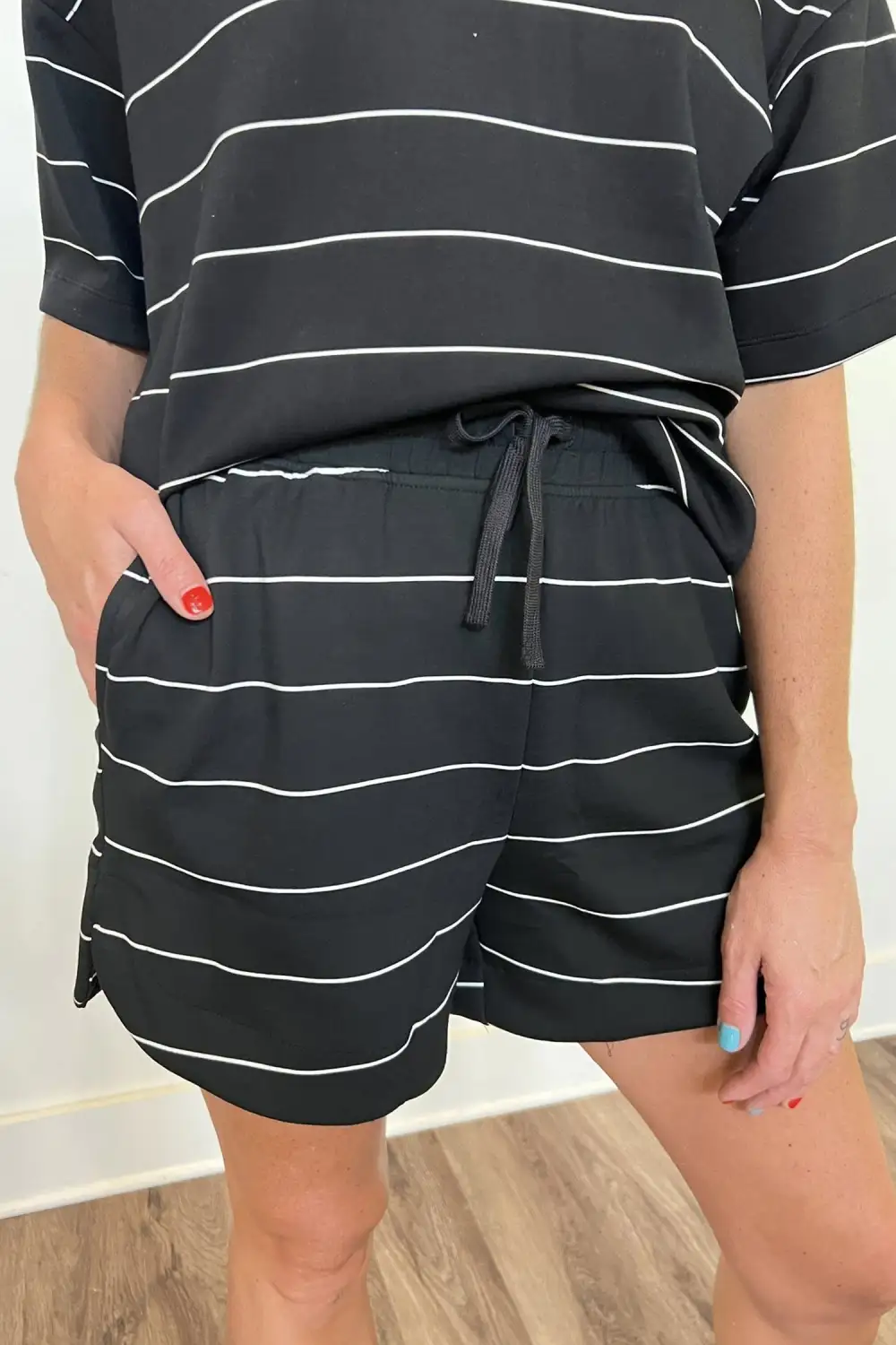 Stripe Sleeve Relaxed Shorts Lounge Set Layer