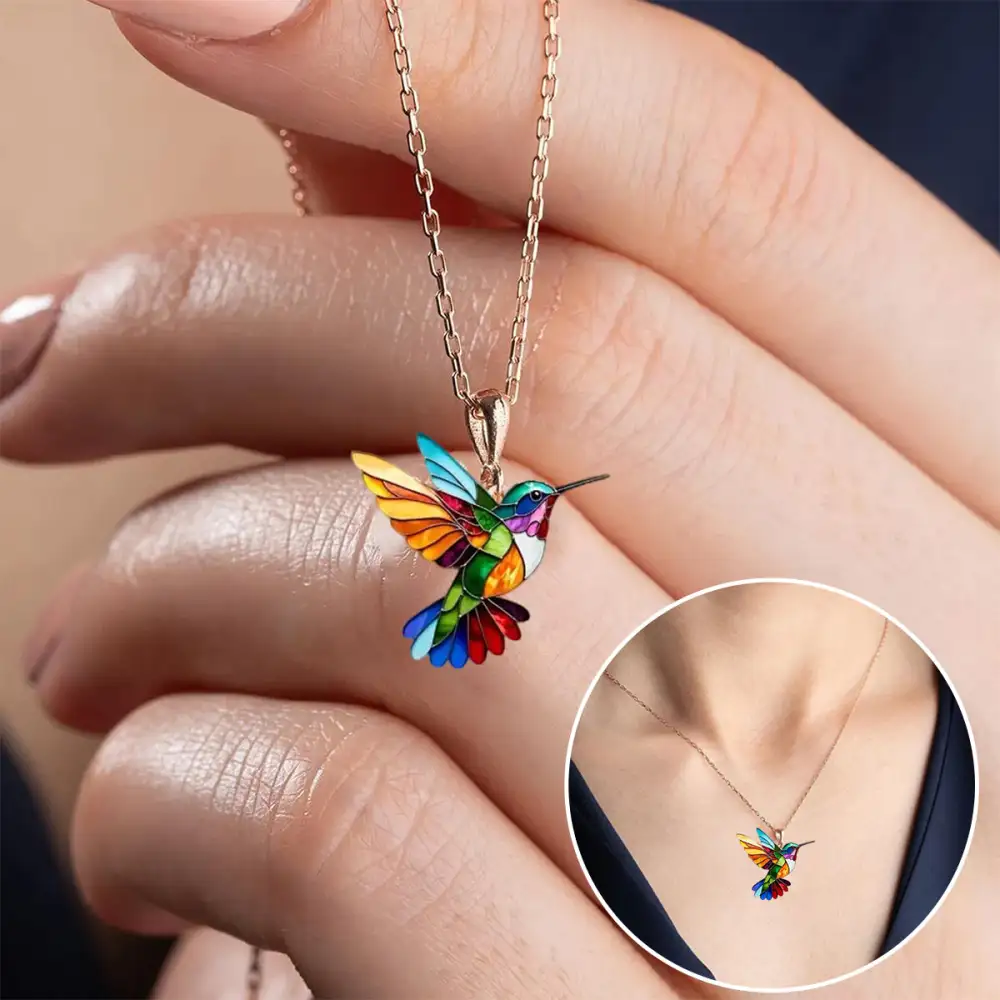 Ribbed Hummingbird Necklace