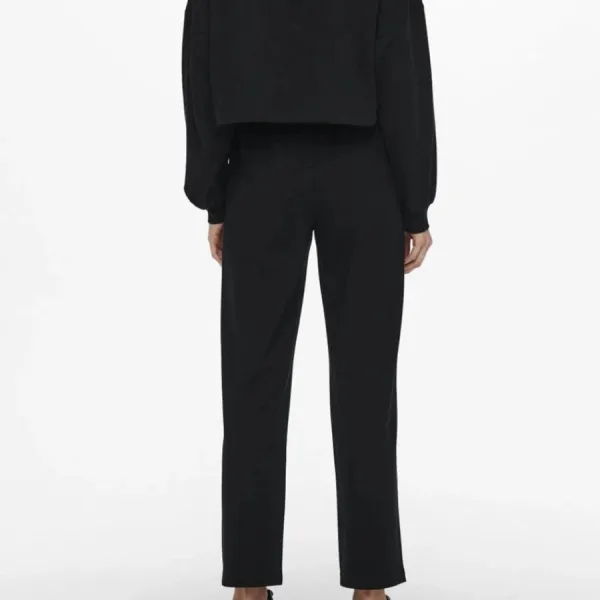 Wide-Leg Relaxed Women's Trousers