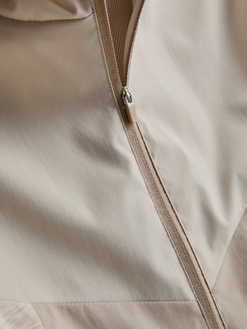7-15yrs | Active Colour Block Jacket detail 2