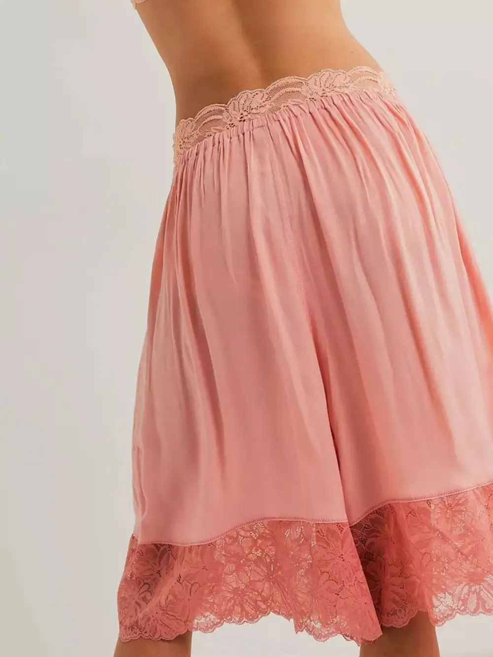 Refined Lace-Trim Casual Shorts