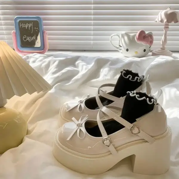 Leather Bow-Detail Pumps