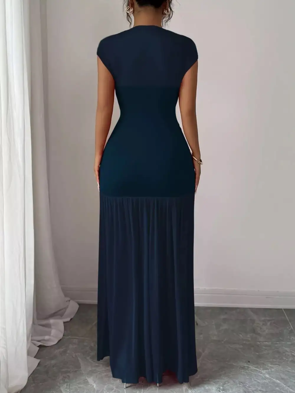 Lightweight Feel Ruched Maxi Dress