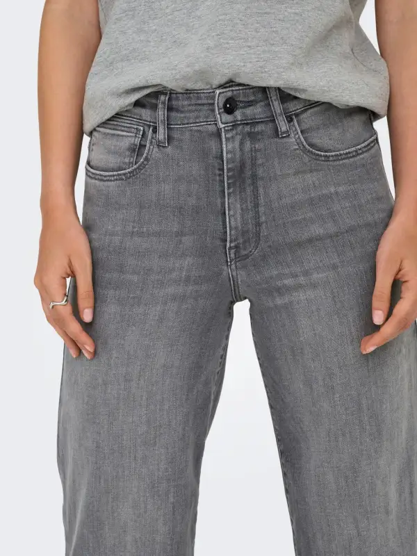 Everyday Cropped Everyday Jeans