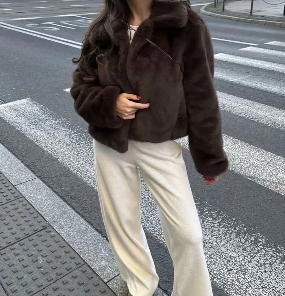 Short Faux Fur Collared Coat