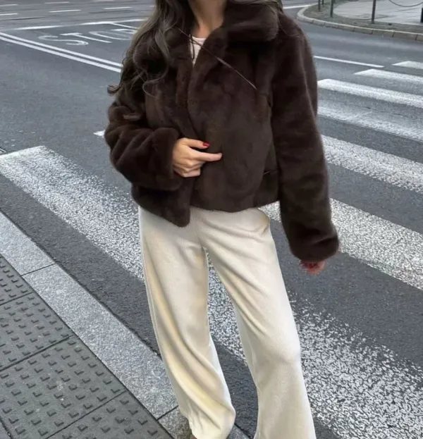 Short Faux Fur Collared Coat