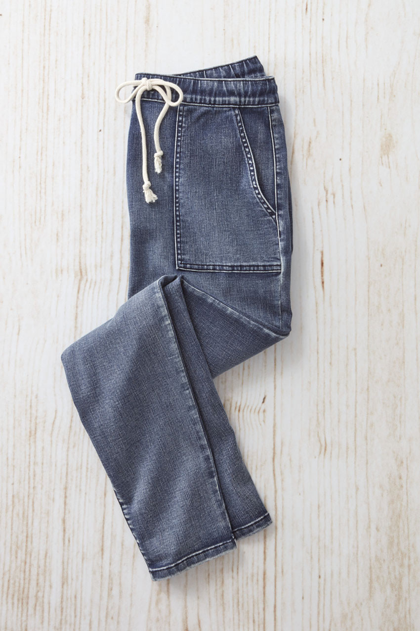 Walkabout Lightweight Tapered Jeans