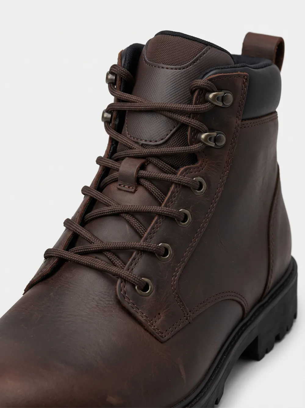 Suede-Panel Mesh-Panel Gum-Sole Men's Athletic Sneakers