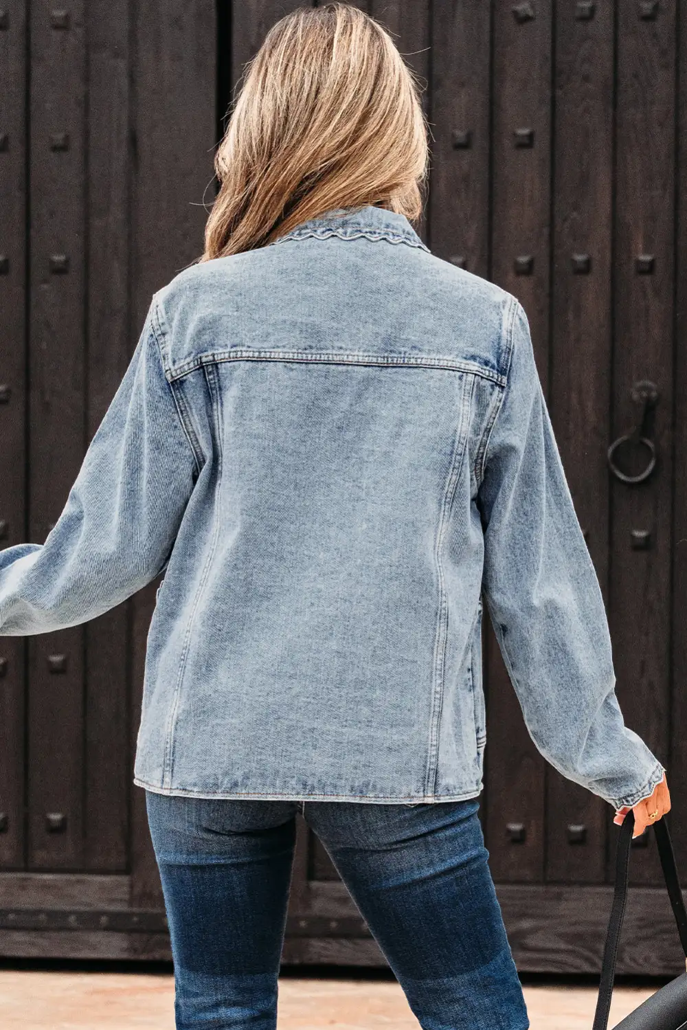 Women's Scallop Trim Collar Patched Pocket Button Up Mineral Washed Denim Jacket