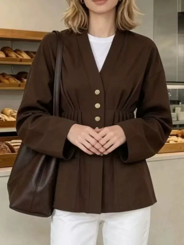 Refined Buttoned Blouse