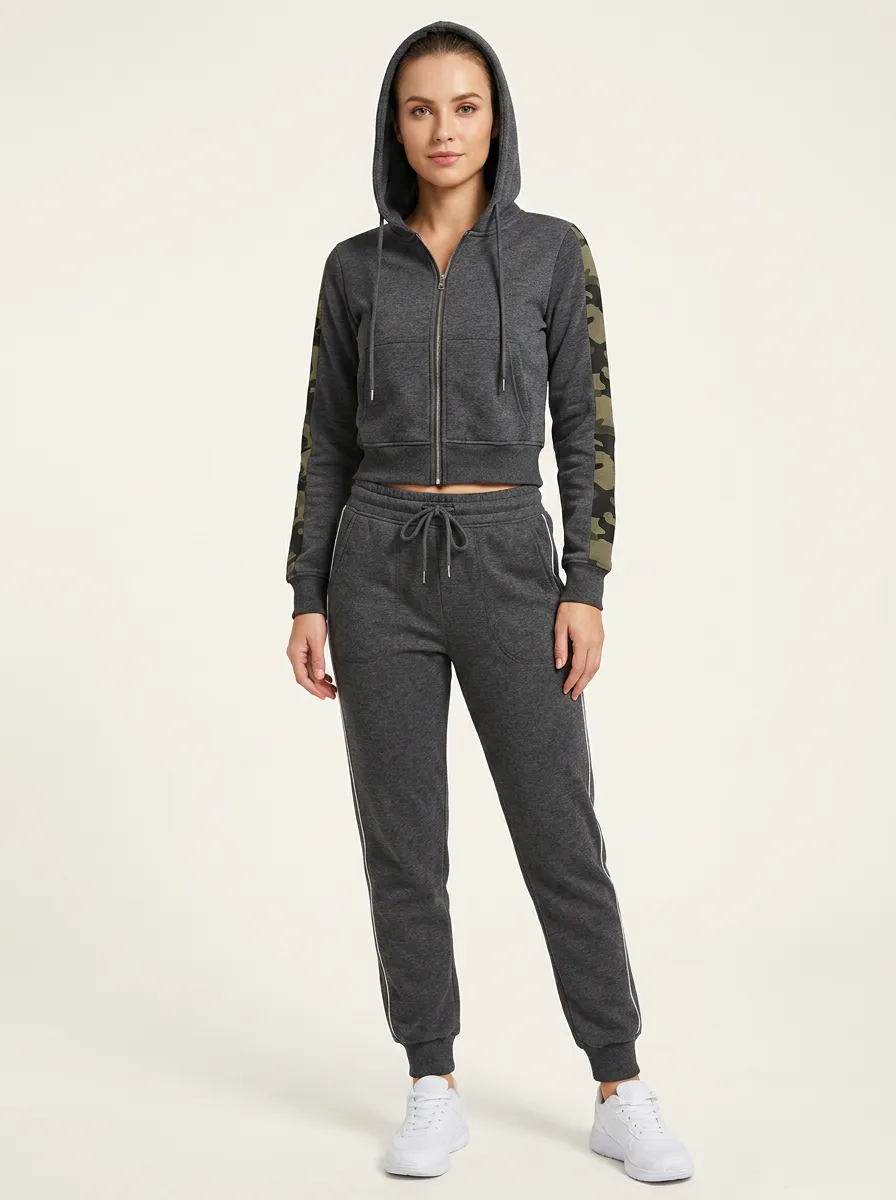 Women's Casual Sporty Camo Sleeve Printed Tracksuit