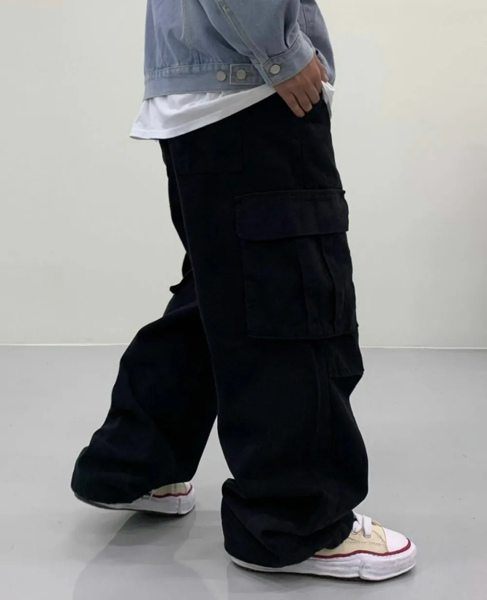 Easygoing Core Cuffed Relaxed Cargo Pants