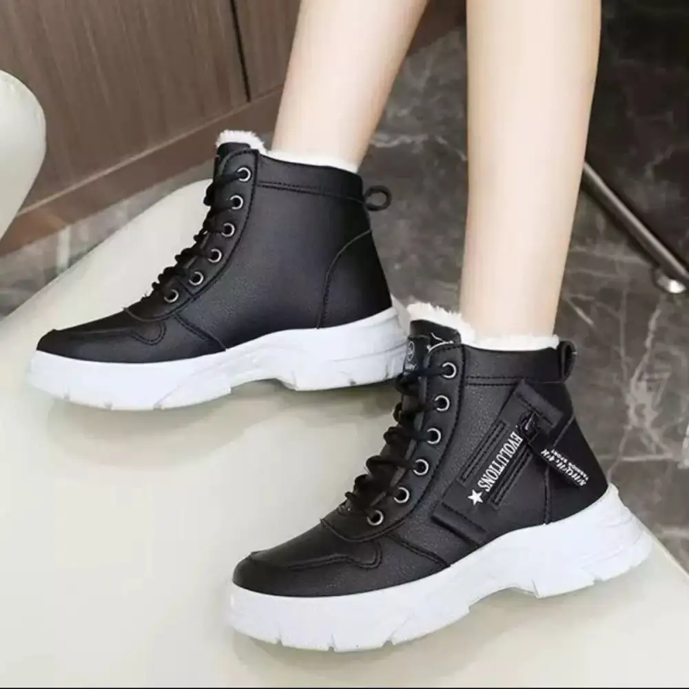 Lace-Up Warm Ankle Boots