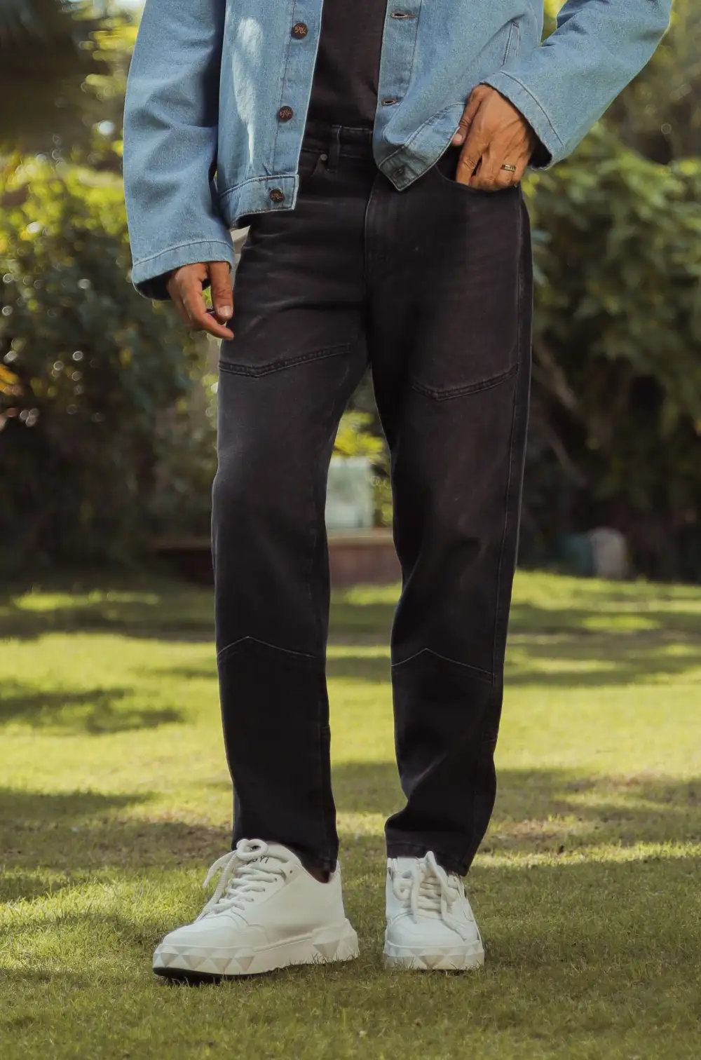 V-Seam Everyday Jeans