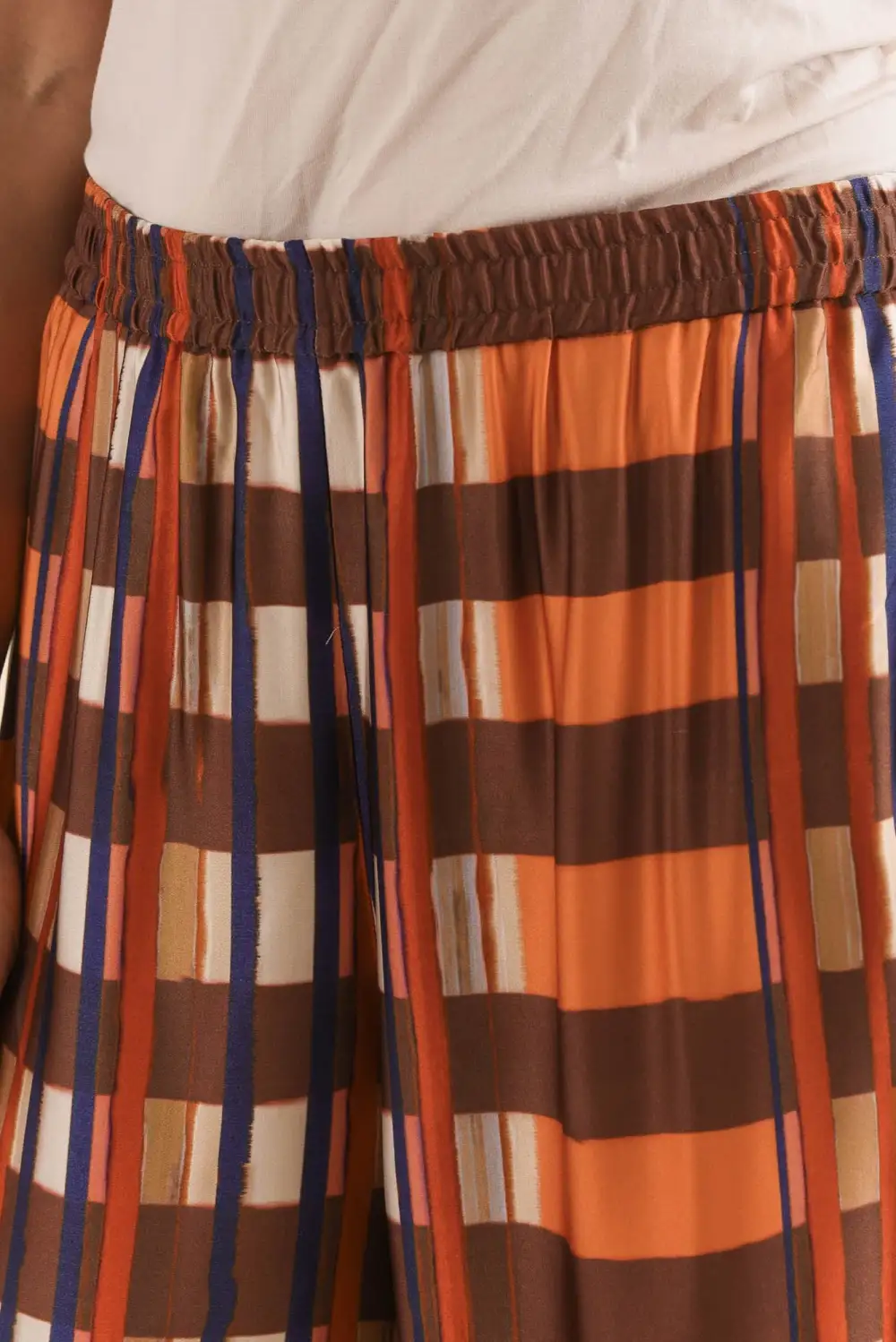 Viscose Pants With Mid Rise And Elastic Waist