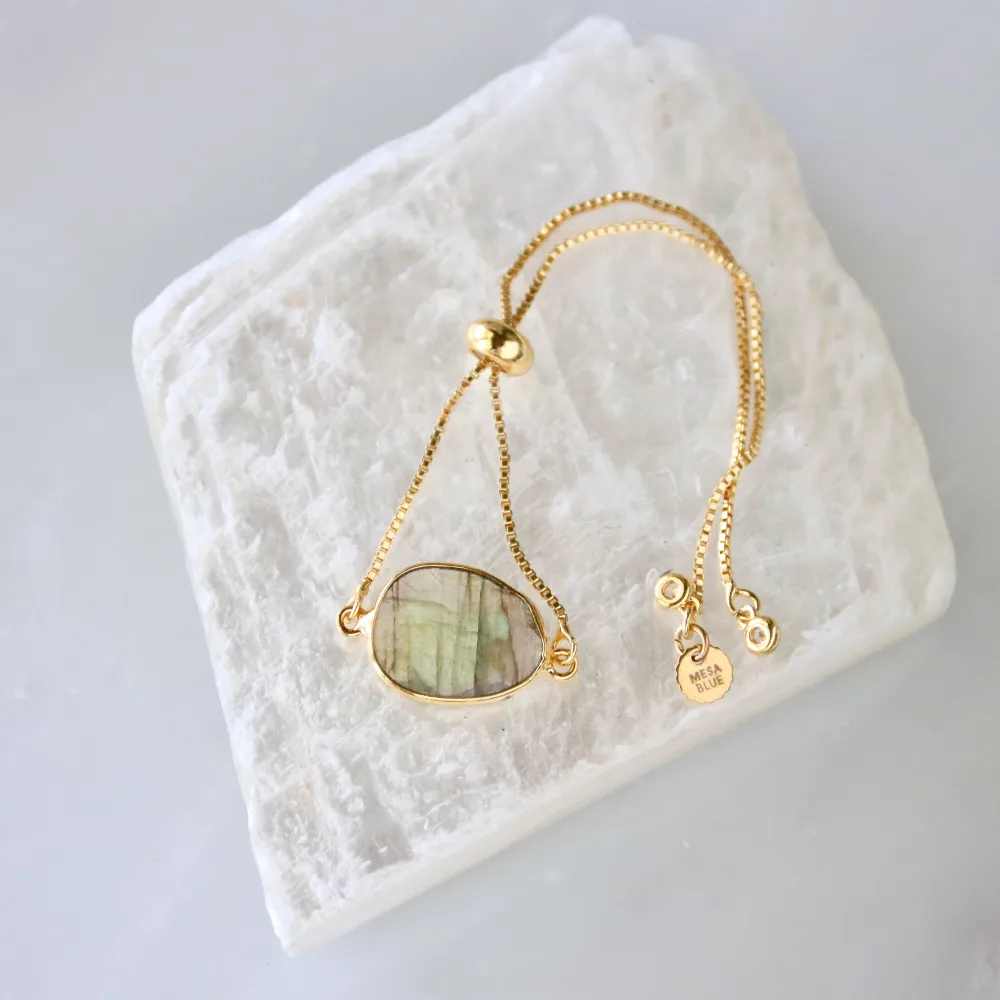 Refined Everyday Accessory 9