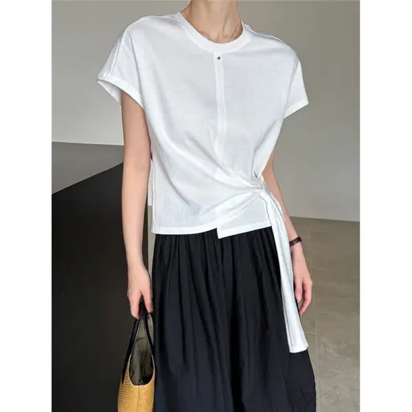 Contemporary Asymmetrical Hem Tie Sleeveless T-Shirt