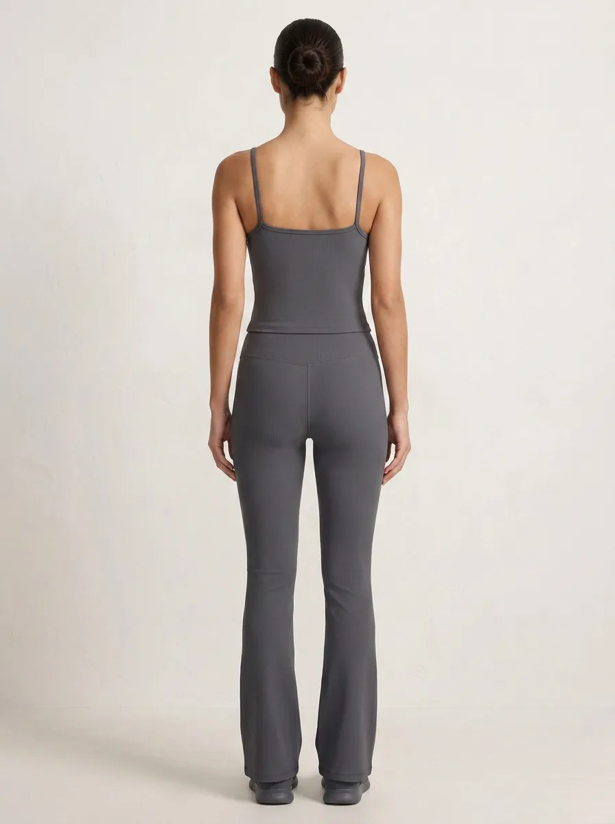 Training Clean-Line Women's Tank Top Flare Pants Active Set