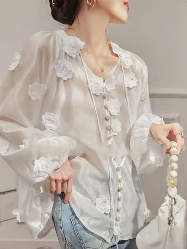 Women's Floral V-Neck Relaxed Blouse