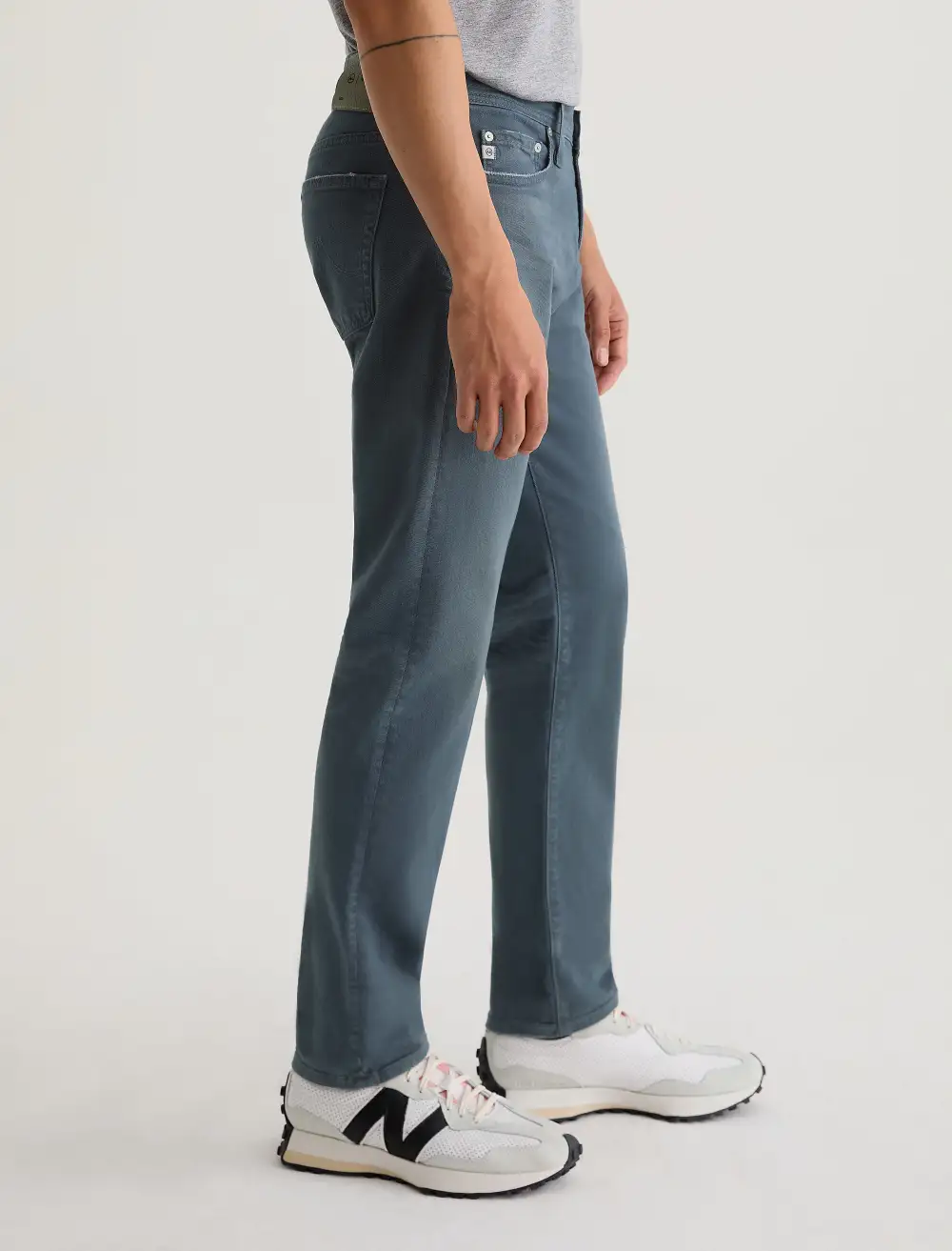 Men's Modern Slim Zip Fly Sulfur Dyed Jeans