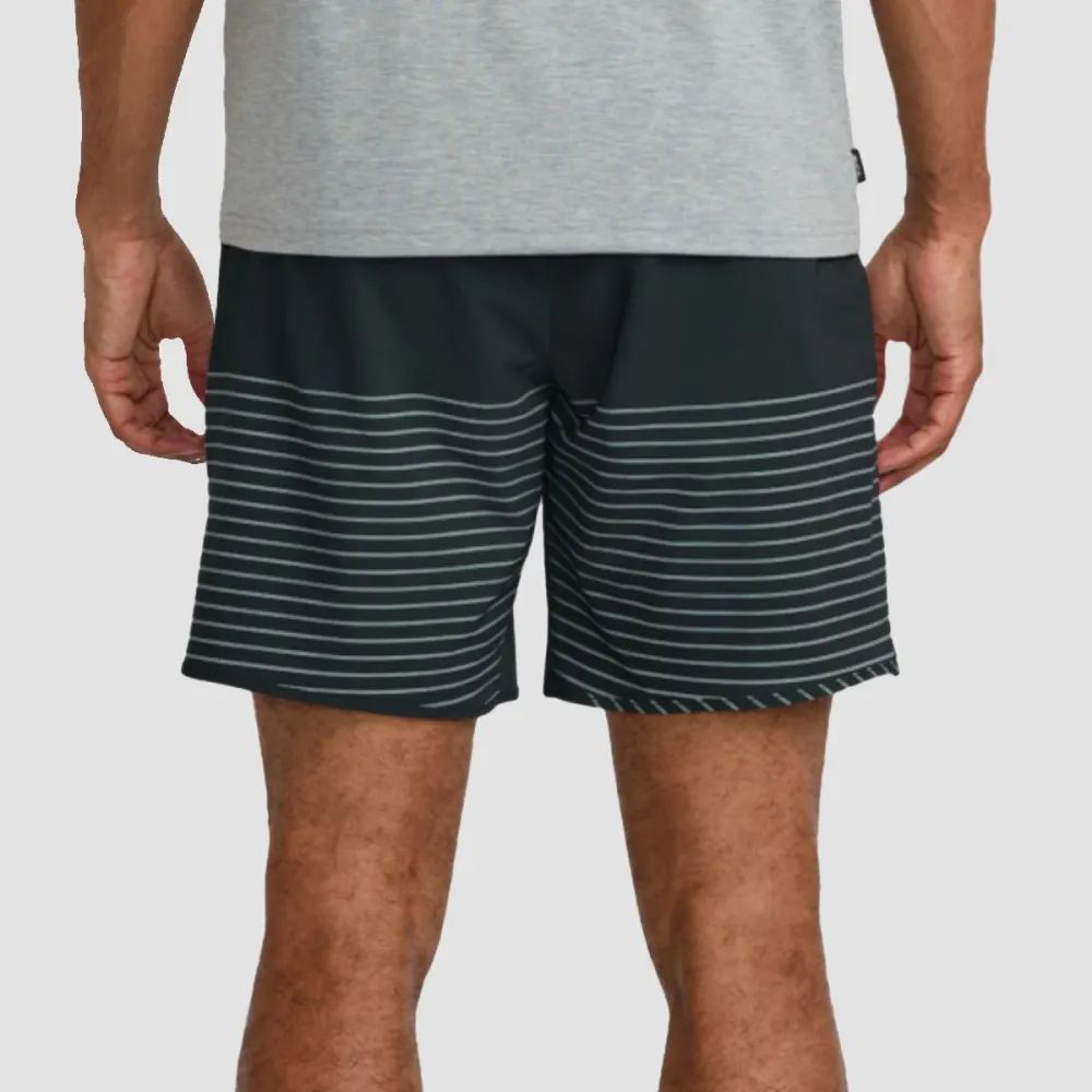 Elastic Waist Stretch Pocket Performance Shorts