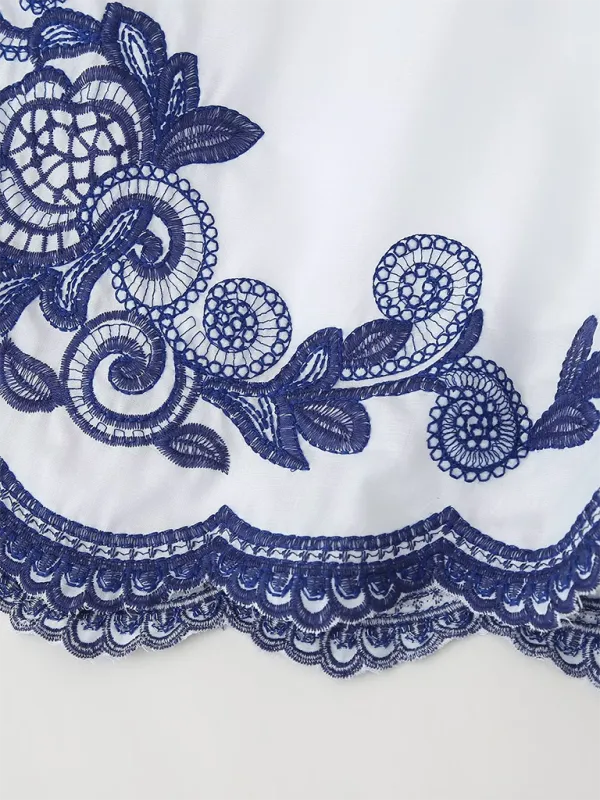 Embroidered Pocket Detail Skirt