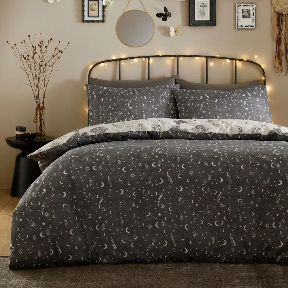 Contemporary Bedroom Reversible Check Polycotton Duvet Cover Set