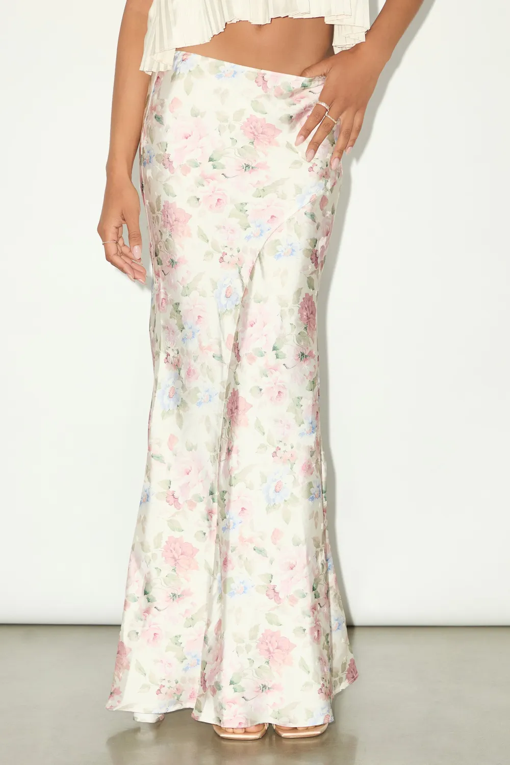 Casual Style Ivory Floral Satin Maxi Skirt