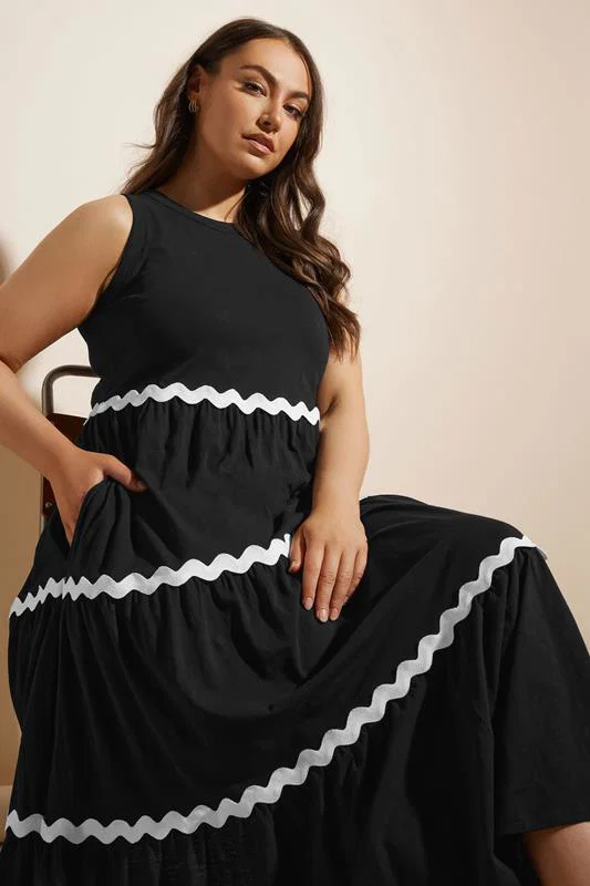 Black Contrast Swirl Tiered Maxi Dress detail 1