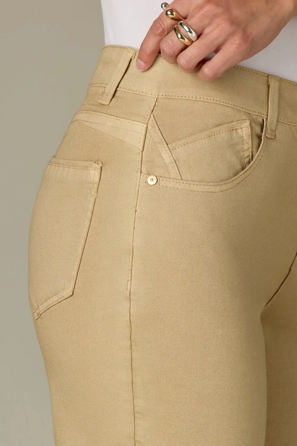 Mid Rise Stretch Petite Twill Shorts