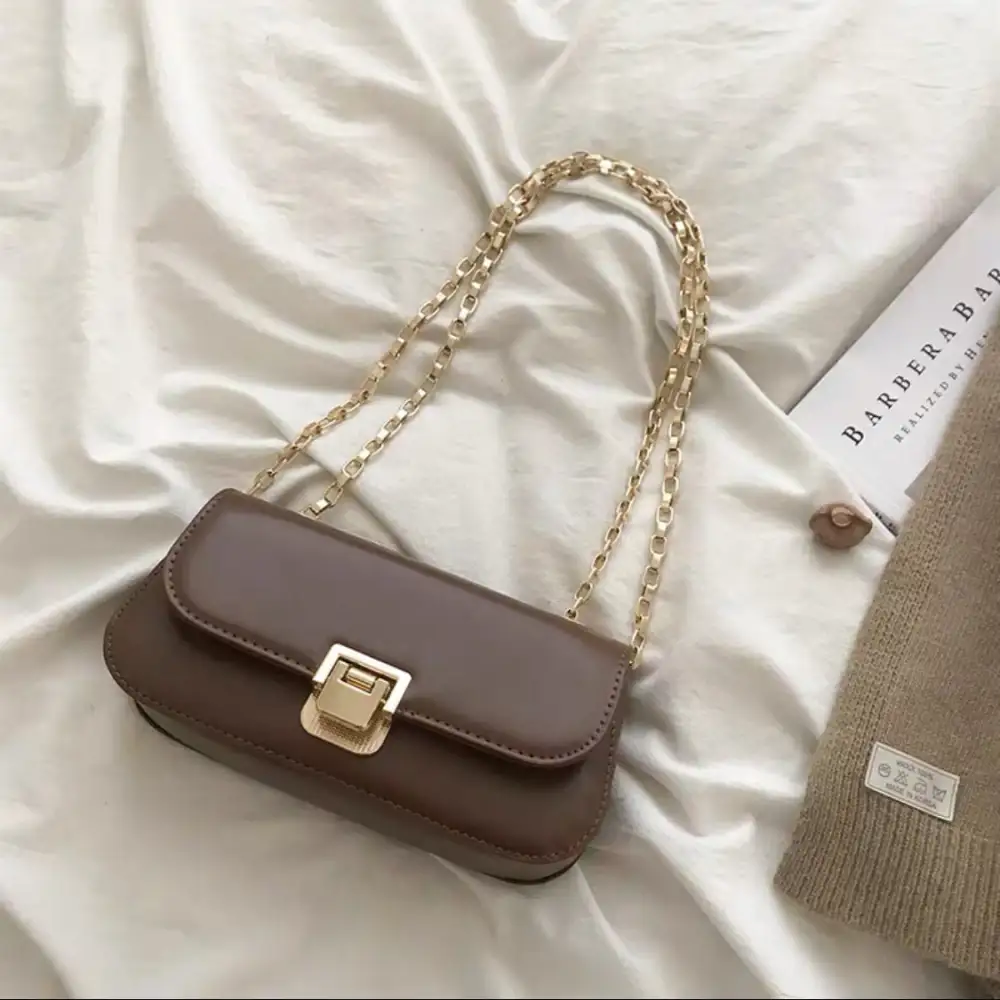 Chain Strap Baguette Bag