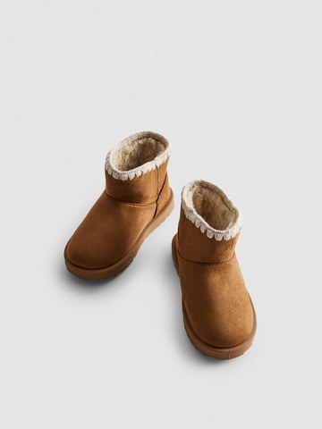 Lined Ankle Boots detail 1