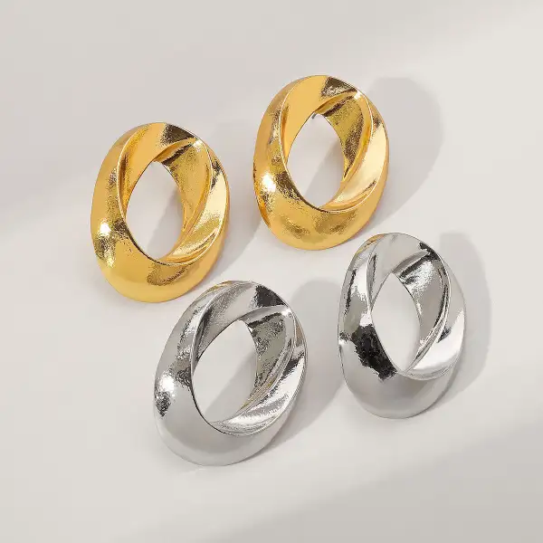 Twisted Geometric Oval Metal Earrings