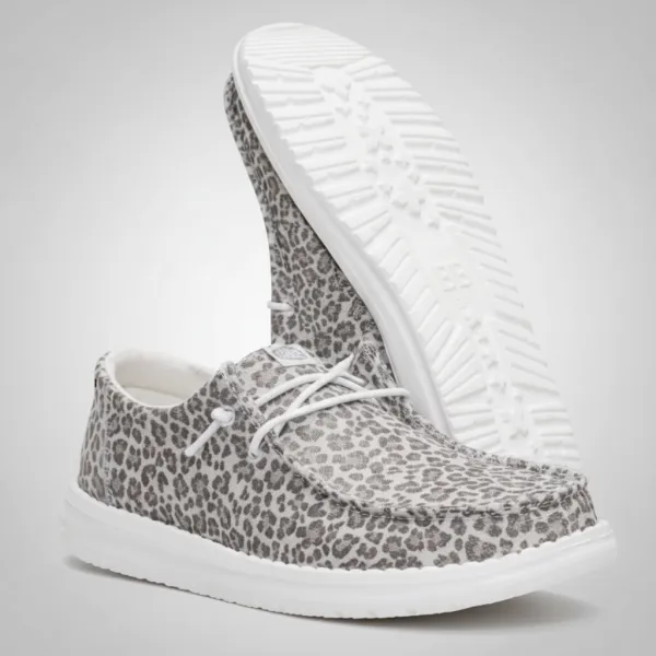 Wendy Luxe Leo Casual Shoes