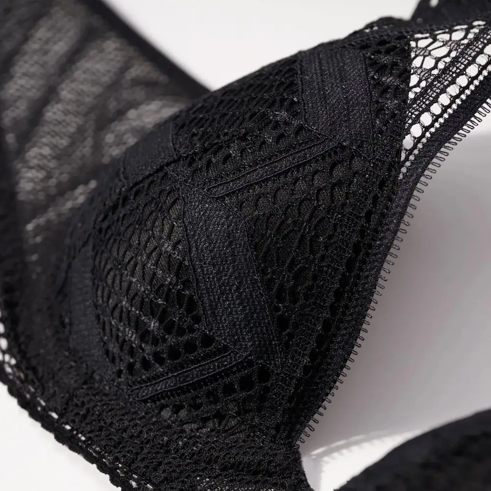 Women's Push-Up Plunge Underwire Molded Adjustable Straps Lace Mesh Sheer Detail Bra