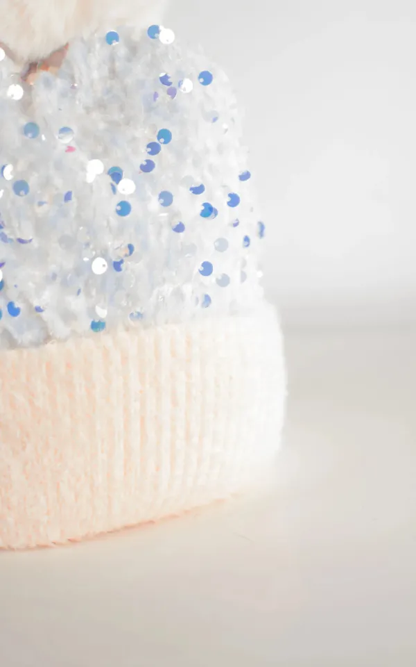 Gentle And White Fashion Sequined Ladies Hat