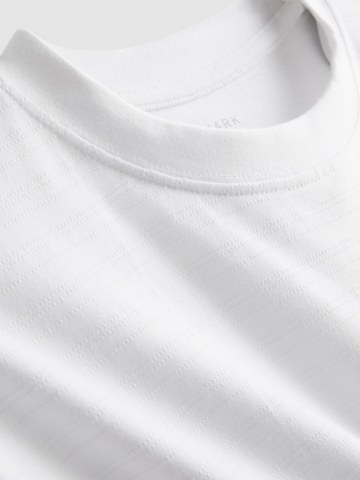 7-15yrs | Cotton Blend Textured T-Shirt detail 2