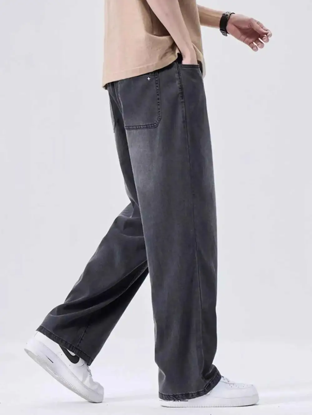 Modern Wide Leg Jeans