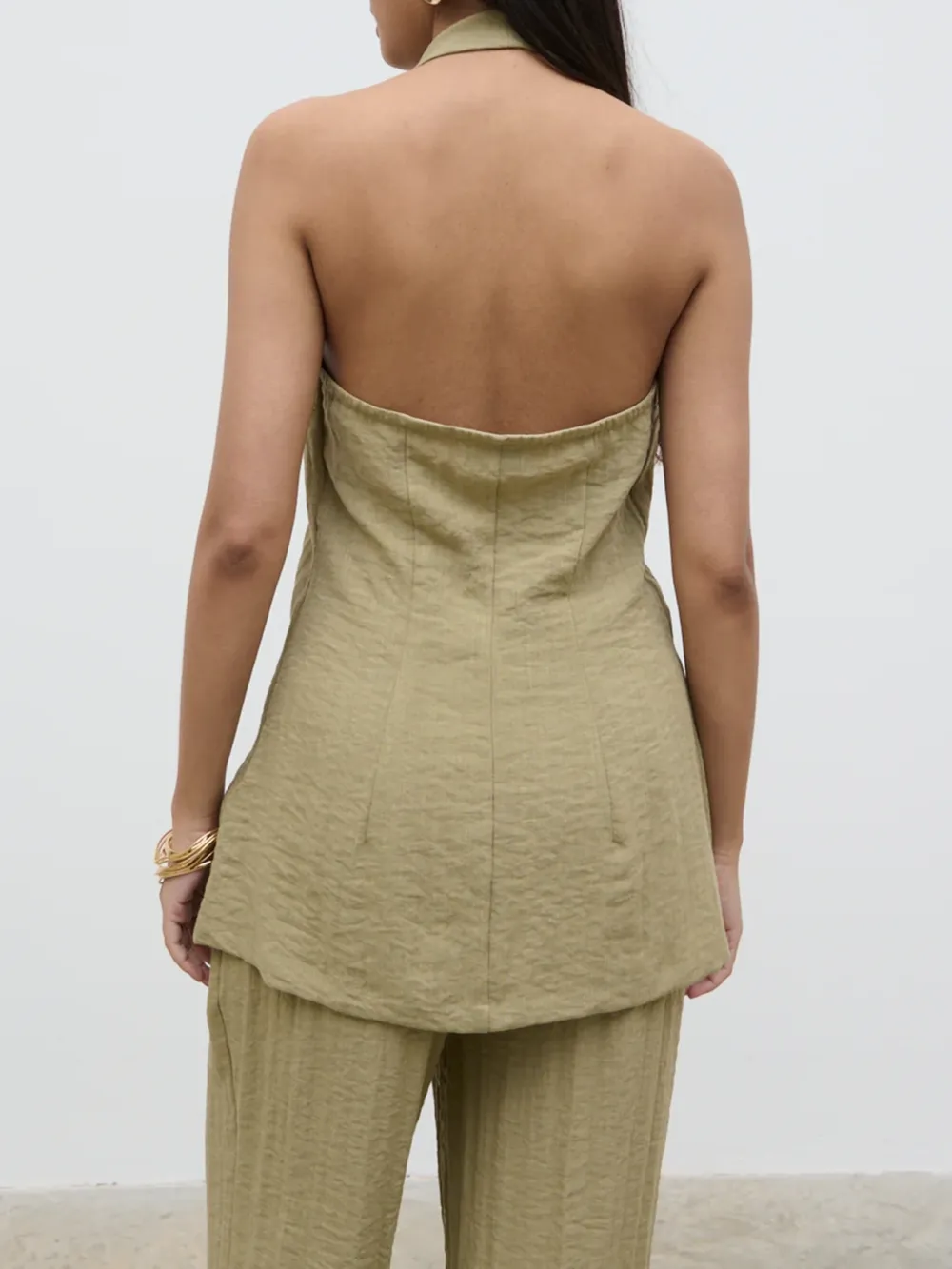 Sleeveless Halterneck Waistcoat