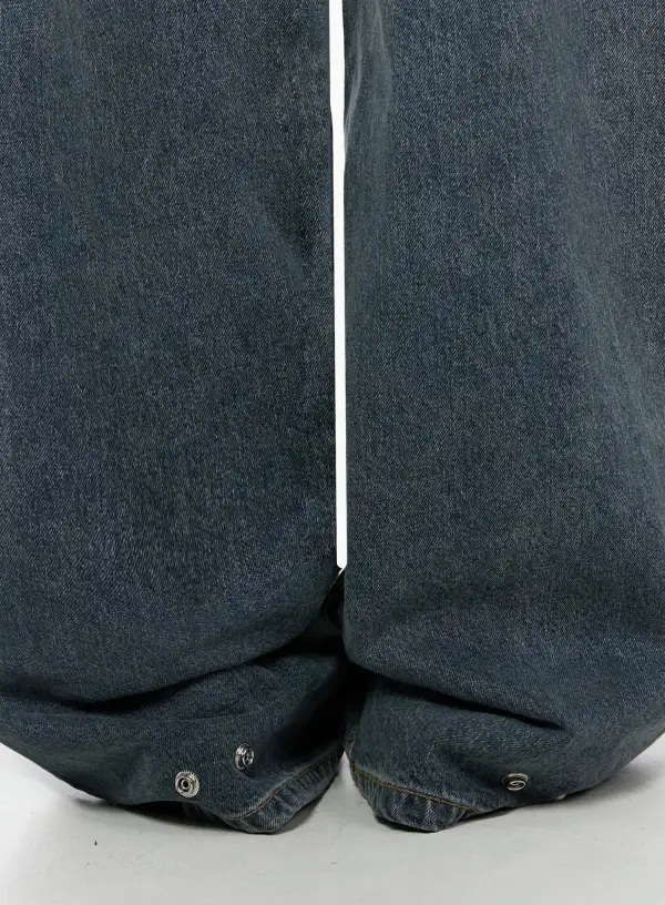 Wide-Fit Vintage Wash Baggy Jeans