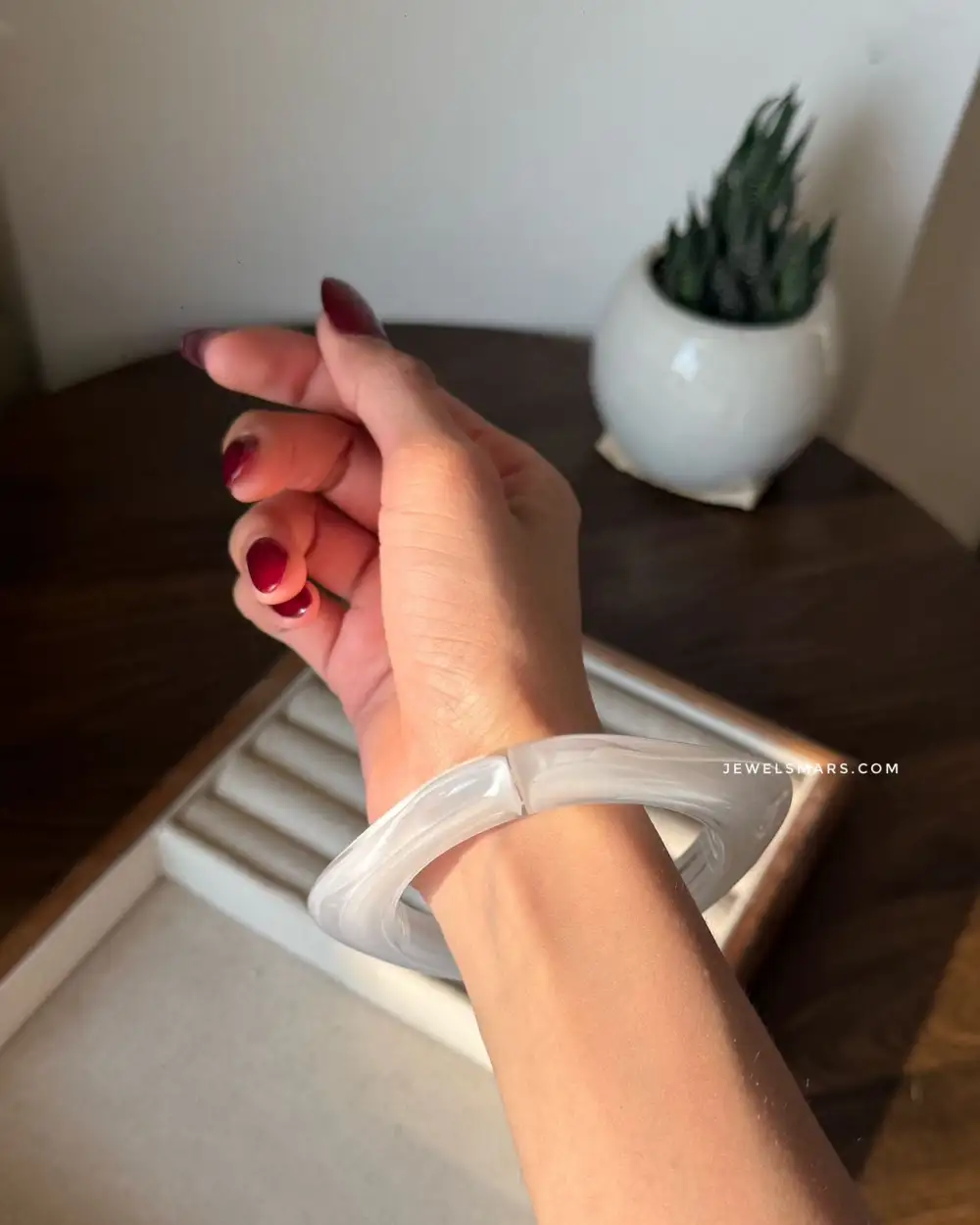 Vintage Acrylic Statement Hand Chain Jewelry