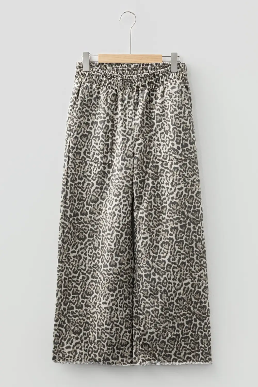 Women's Leopard Print Raw Hem Elastic Waist Loose Pull On Jeans