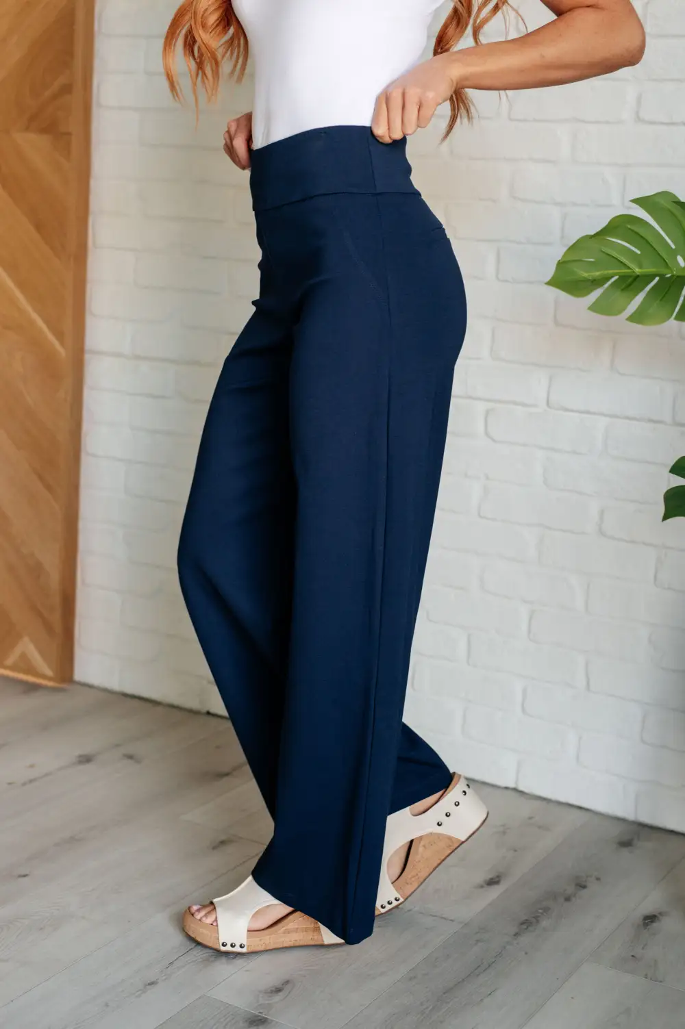Magic Wide Leg Pants In