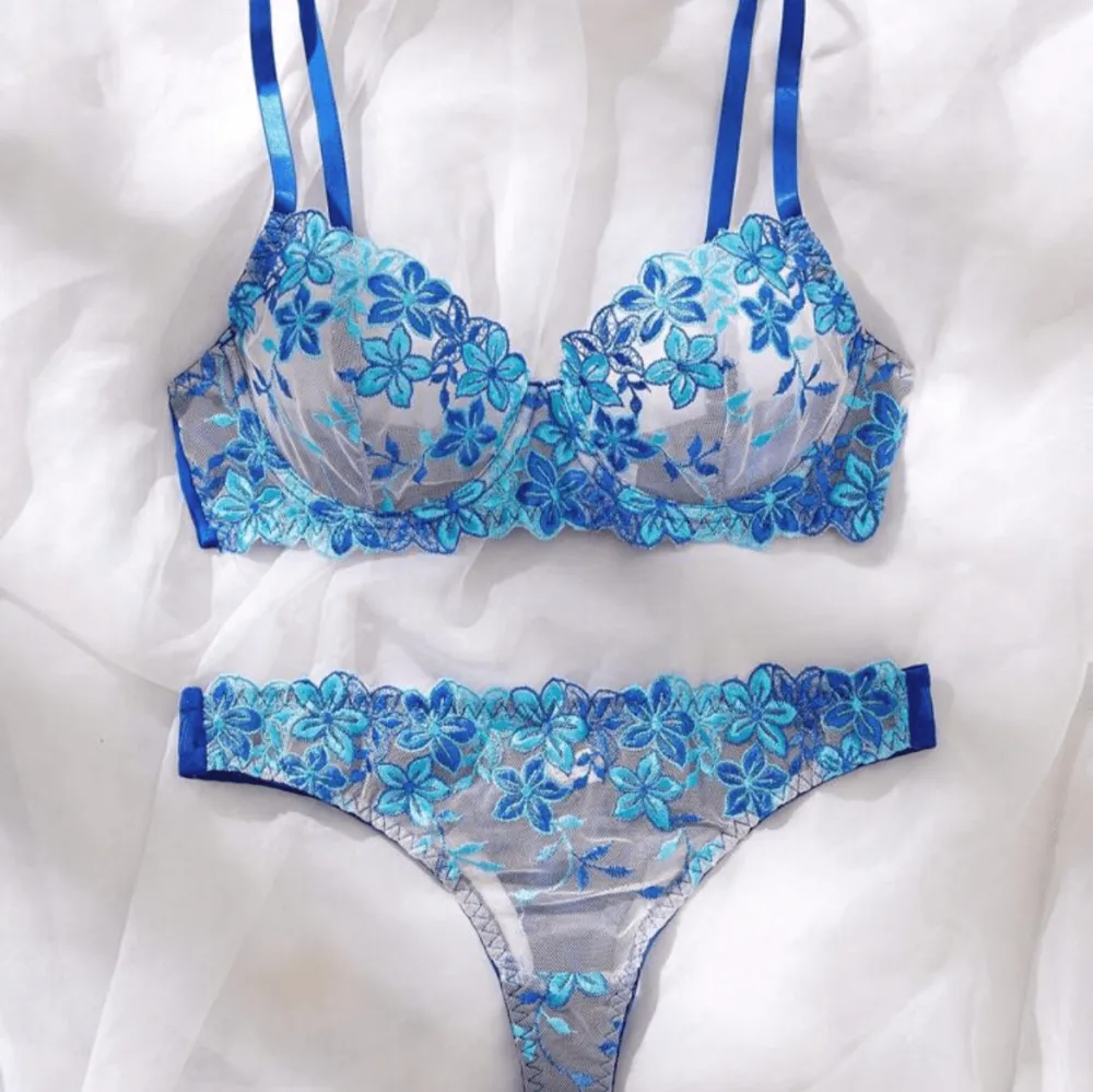 Underwire Bra And Panty Set