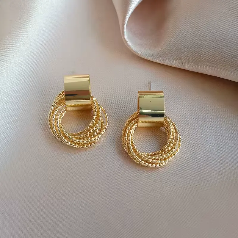 Multi-layered small round pendant women's earrings