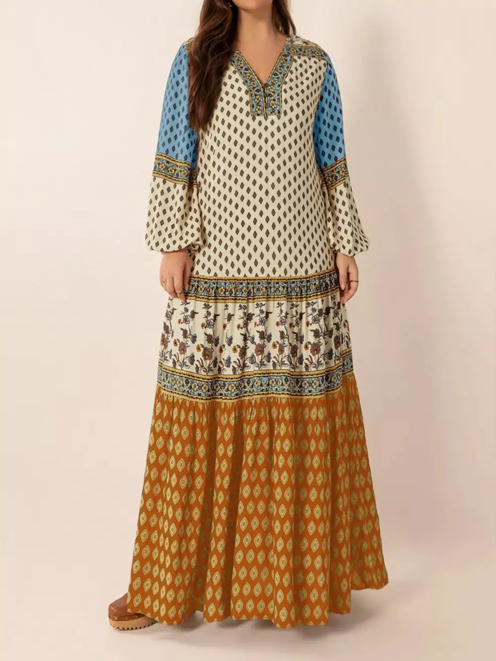 Comfort Fit Printed Long Sleeve Maxi Dress