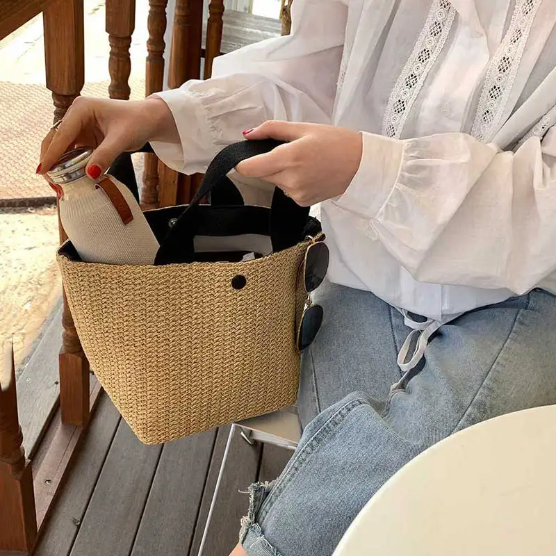 Chic Straw Tote Bag - Effortless Summer Vacation Aesthetic